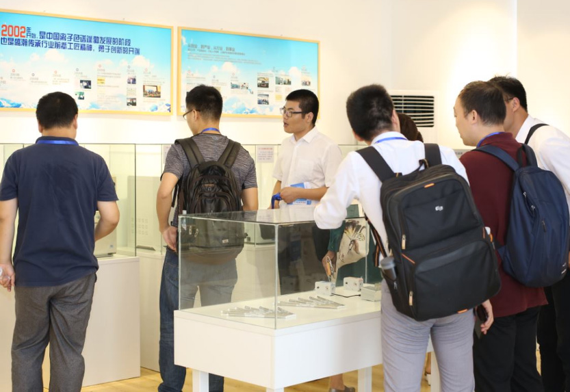 仪器信息网：留想国产离子色谱35周年 老子有钱lzyq88展厅全新亮相