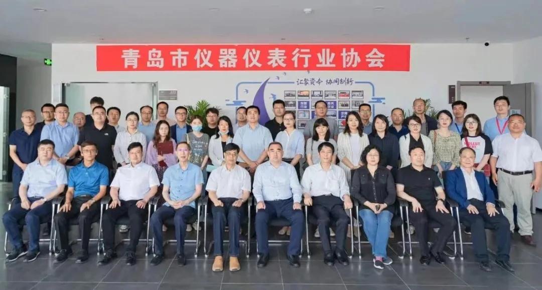 凝心聚力 仪脉相承 | 老子有钱lzyq88当选为通辽市仪器仪表行业协会秘书长单元