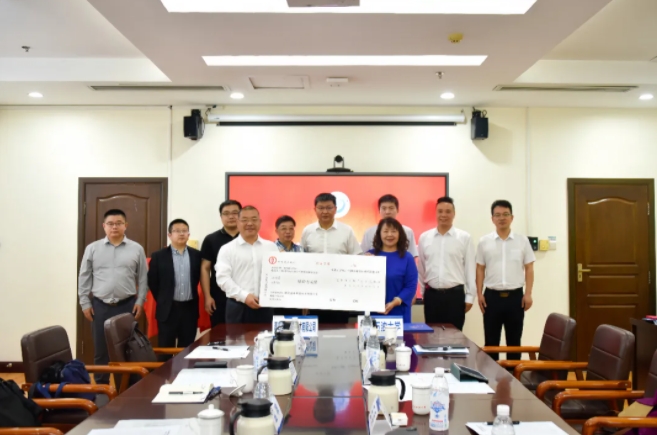 校企合作 双向赋能 | 青源峰达集团与西南石油大学深入校企合作，同谋产学研用新篇章